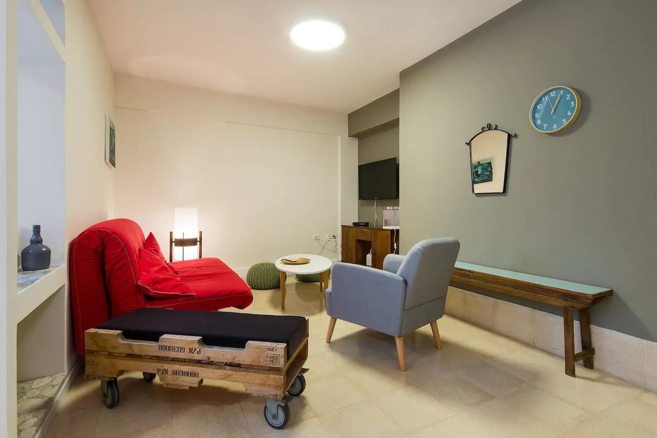 Cozy Apartment In The Carmel Center Haifa Exterior photo
