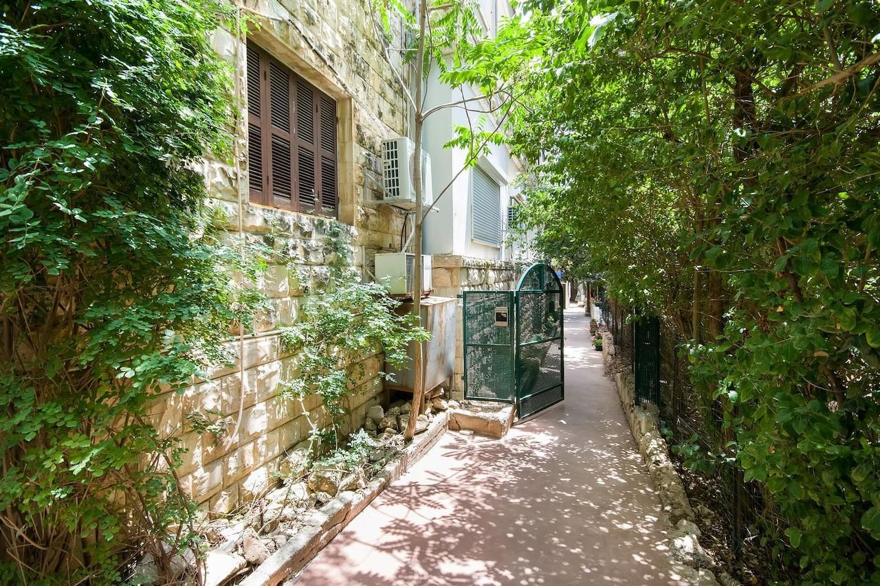 Cozy Apartment In The Carmel Center Haifa Exterior photo
